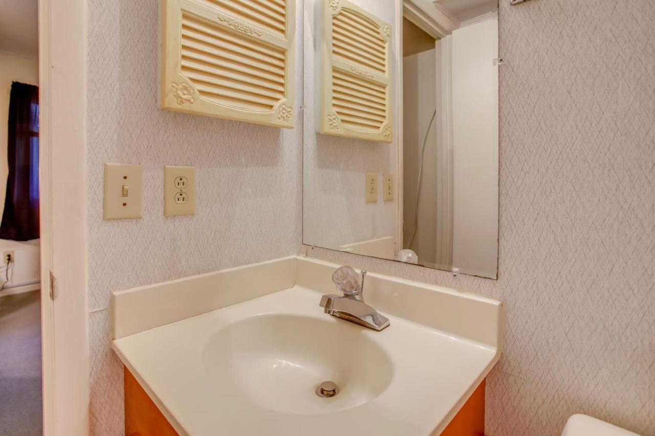 Myrtle Beach Condo With Screened Deck Walk To Beach Екстериор снимка